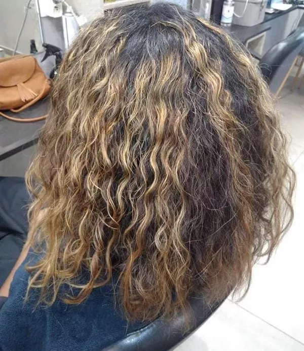 Sublimer des cheveux très fins sans les alourdir, Port, Aux Herbes Sauvages