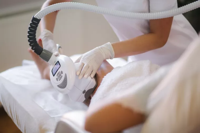 Adapter un massage LPG pour les peaux fines et réactives, Port, Aux Herbes Sauvages