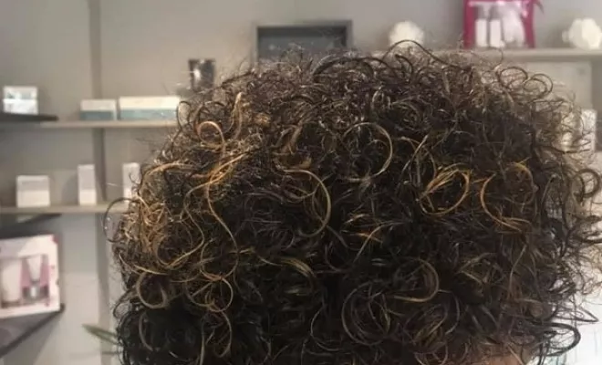 Salon de coiffure, Port, Aux Herbes Sauvages